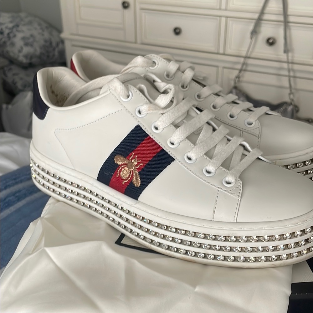 Gucci White Leather Sneakers with Red and Blue Heel Tabs - Picture 4 of 5